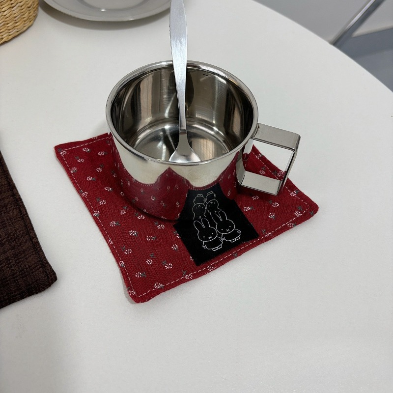 Urocze podkładki z serii Miffy – Embroidery Cloth recenzja i cena