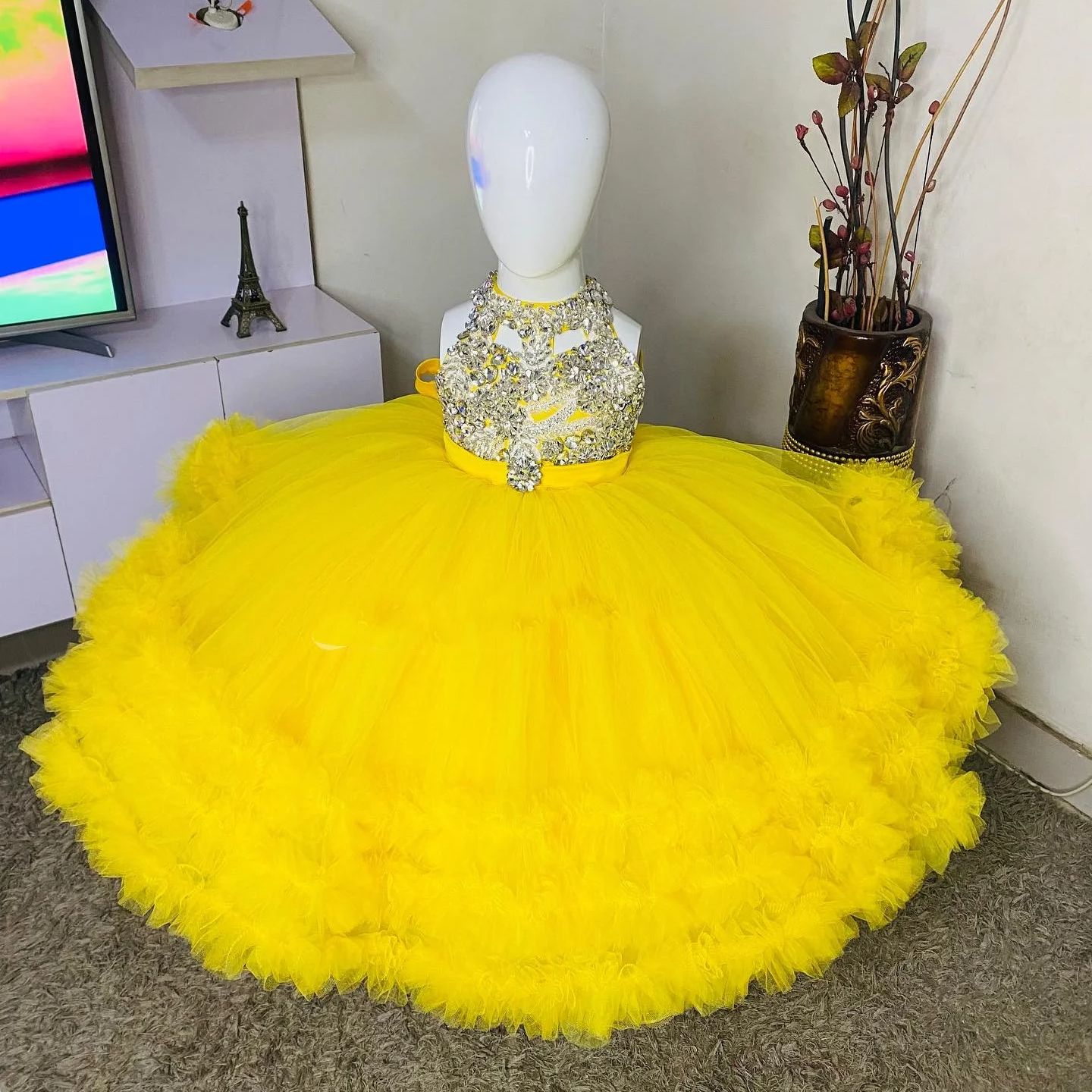 Przepiękna Żółta Sukienka dla  – Embroidery Yellow Flower recenzja i cena