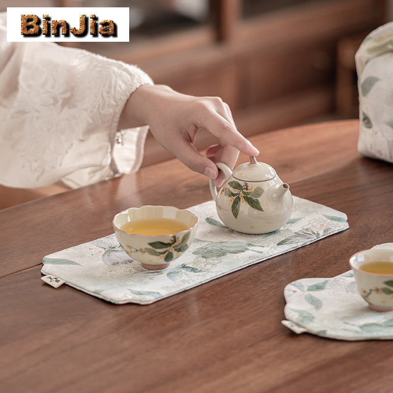 Brokatowe Haftowane Podkładki  – Embroidery Cloth recenzja i cena