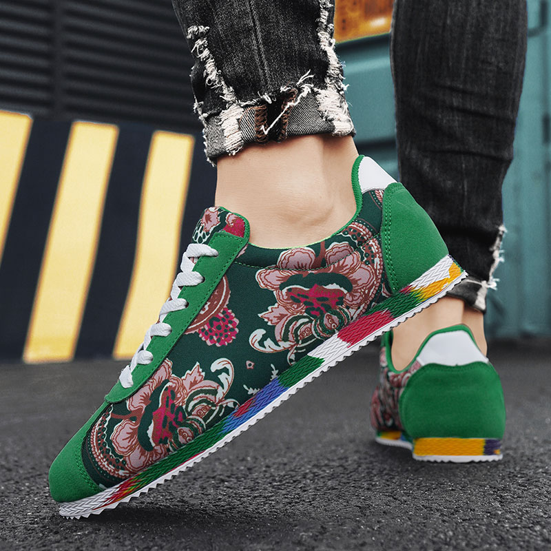 Stare buty z tkaniny pekińskie – Embroidery Cloth recenzja i cena