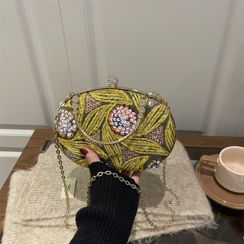 Retro Torebka Kopertówka z Cek – Embroidery Yellow Flower recenzja i cena