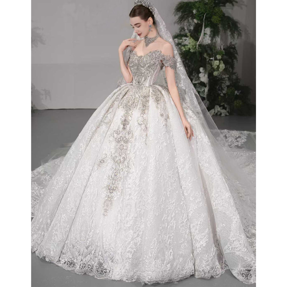 Luksusowa suknia ślubna z odkr – Embroidery Organza recenzja i cena