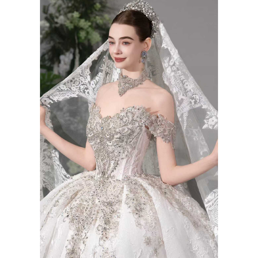 Luksusowa suknia ślubna z odkr – Embroidery Organza recenzja i cena